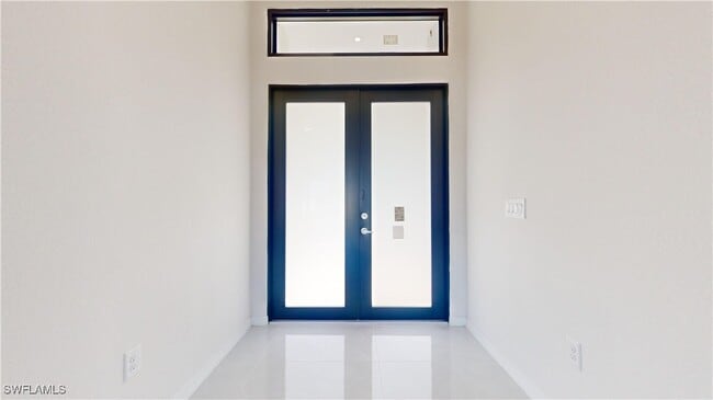 2421 NW 24th St in Cape Coral, FL - Building Photo - Building Photo