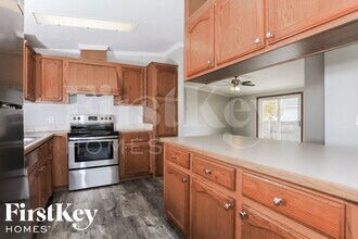 597 Diamond Loop in Middletown, OH - Building Photo - Building Photo