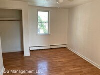 5016 Griscom St photo'