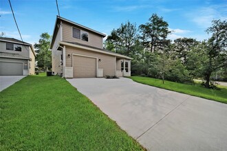 507 Navajo Dr in Montgomery, TX - Building Photo - Building Photo