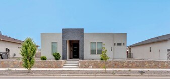 2508 Mike Price Dr in El Paso, TX - Building Photo