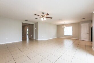 1714 Chatham Green Cir in Ruskin, FL - Building Photo - Building Photo