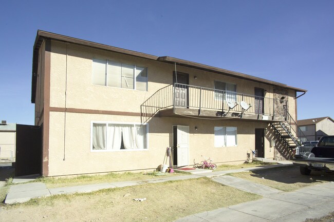 Puebla Estates in Las Vegas, NV - Foto de edificio - Building Photo