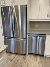 1 Highbrook St in Kitchener, ON - Building Photo - Building Photo