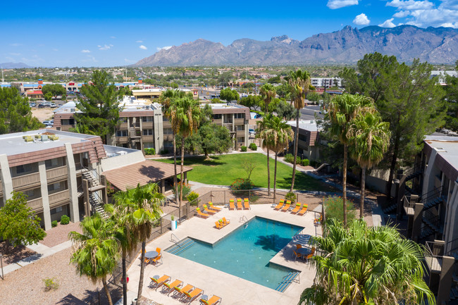 Verde Apartments in Tucson, AZ - Foto de edificio - Building Photo