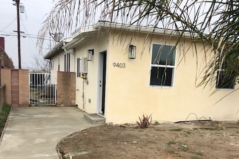 9401 Natick Ave in Los Angeles, CA - Building Photo