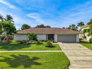 620 N Barfield Dr in Marco Island, FL - Building Photo - Building Photo