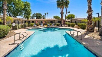 3402 N 32nd St in Phoenix, AZ - Building Photo