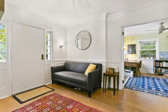 9 Edgehill Dr in Darien, CT - Building Photo - Building Photo