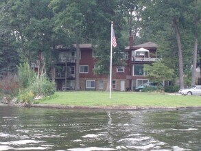 4335-4335 Ormond Dr in Akron, OH - Foto de edificio - Building Photo