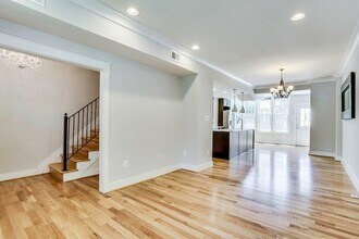 637 Franklin St NE in Washington, DC - Building Photo - Building Photo