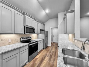 2812 Orchid Dr in Sherman, TX - Building Photo - Building Photo