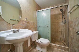 1914 Marvell Dr in Houston, TX - Building Photo - Building Photo