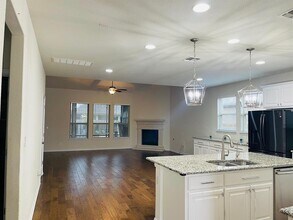 4118 Kingsley Ave in Round Rock, TX - Building Photo - Building Photo