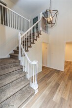 17016 Greenwood Dr in Strongsville, OH - Building Photo - Building Photo