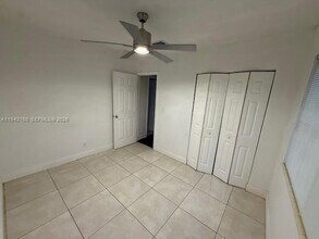 995 NW 51st St in Miami, FL - Building Photo - Building Photo