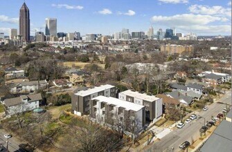 456 Parkway Dr NE in Atlanta, GA - Building Photo - Building Photo