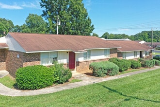 Coleridge Road Apartments in Asheboro, NC - Building Photo - Building Photo