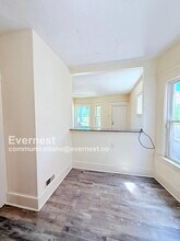 981 E Grand Blvd in Detroit, MI - Building Photo - Building Photo