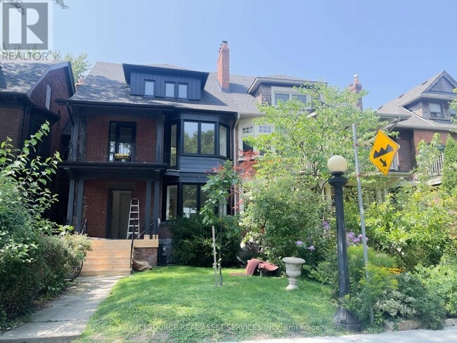 property at 474 Palmerston Blvd