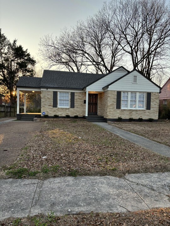 1495 Marianna St in Memphis, TN - Building Photo