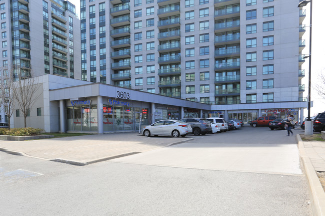 Majestic Court Condominiums in Markham, ON - Building Photo - Building Photo