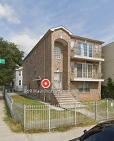 469 Hawthorne Ave, Unit Apt 1 in Newark, NJ - Building Photo