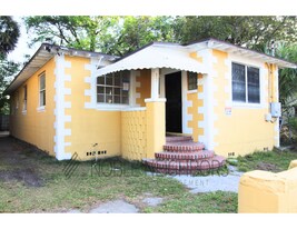 1227 W 3rd St in Jacksonville, FL - Building Photo