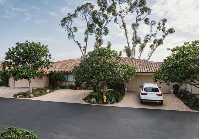 823 Via Granada in Santa Barbara, CA - Building Photo - Building Photo