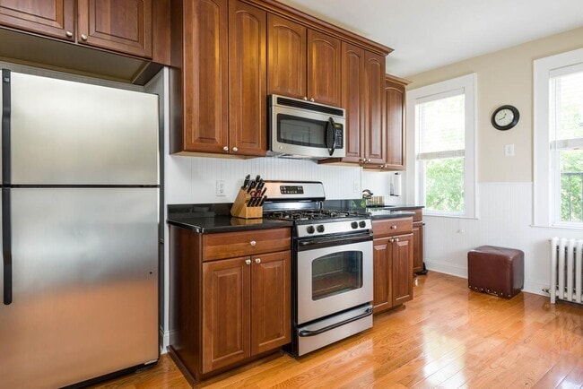 property at 532 Adams St