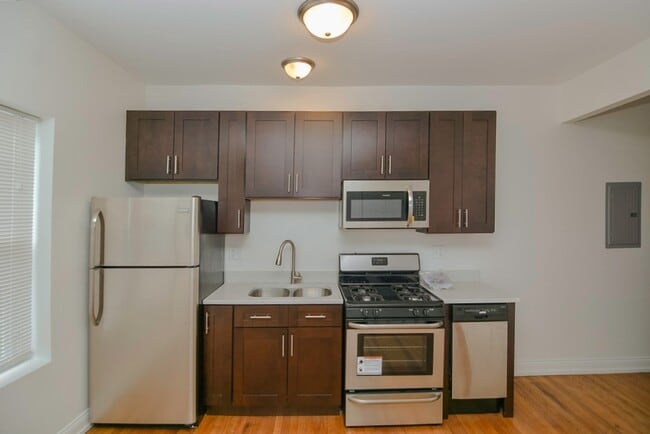 4911 W Cuyler Ave, Unit A07W