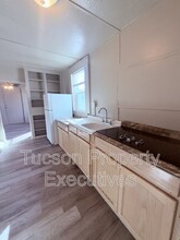 234 E 32nd St in Tucson, AZ - Foto de edificio - Building Photo