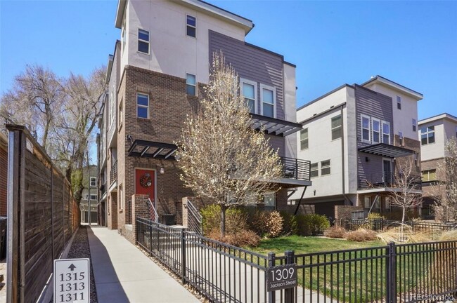property at 1313 Jackson St