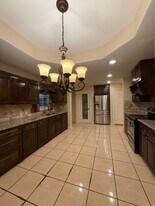 318 Manor Ave in Arcola, TX - Building Photo