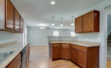 6801 Baythorne Dr in Austin, TX - Building Photo - Building Photo