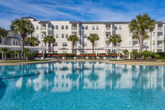 White Sands in Panama City Beach, FL - Foto de edificio - Building Photo