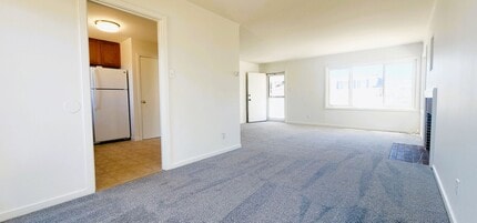 108 Alta Mesa Dr in South San Francisco, CA - Building Photo - Building Photo