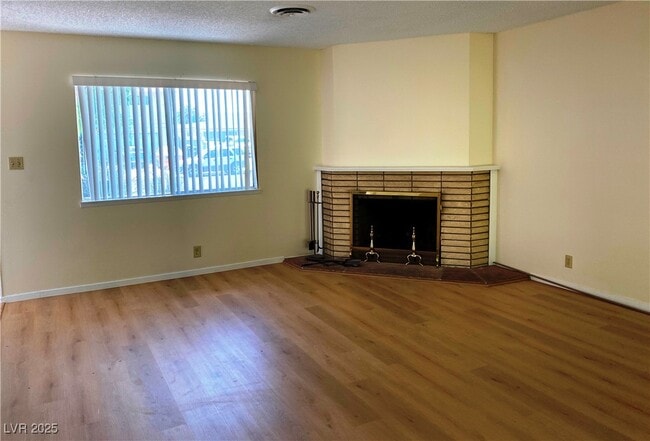 property at 1916 W Fontana Ave