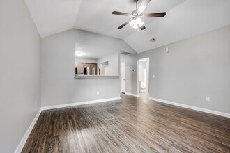 27 Rice Mill Rd in Savannah, GA - Building Photo - Building Photo