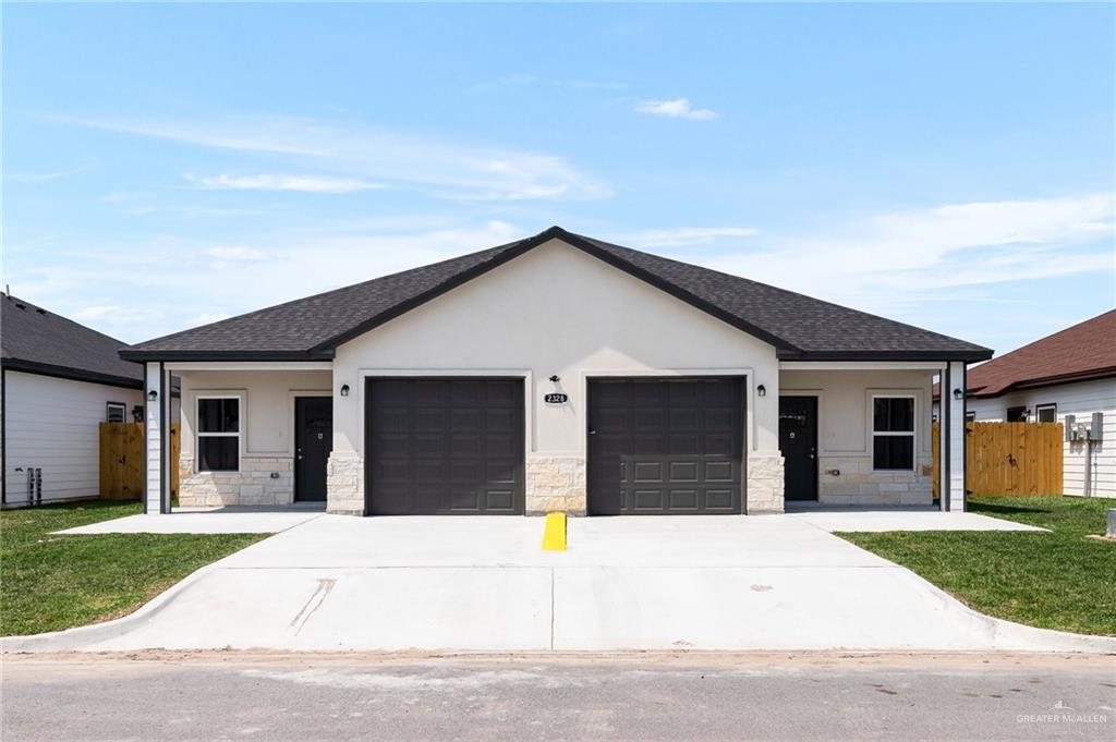 15 Valley N Cir in La Feria, TX - Building Photo