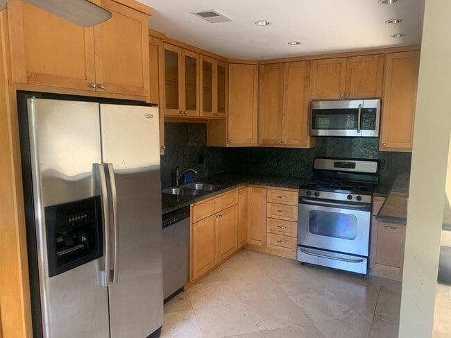 property at 32952 Paseo Del Lucero