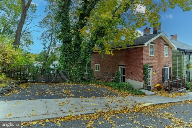 59 S Franklin St in Lambertville, NJ - Building Photo - Building Photo