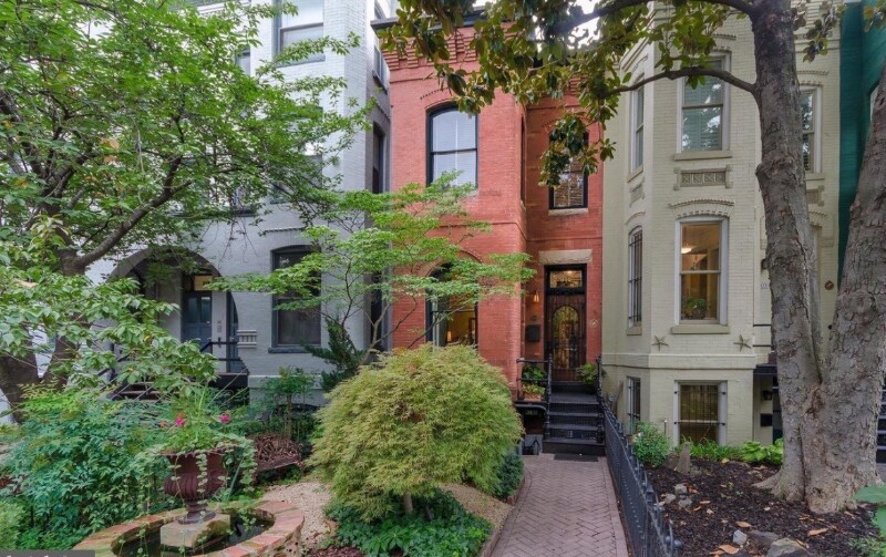 918 North Carolina Ave SE in Washington, DC - Building Photo