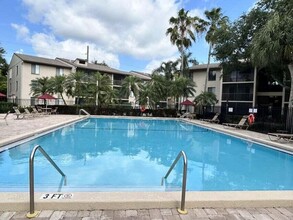 203 Foxtail Dr in Greenacres, FL - Building Photo - Building Photo