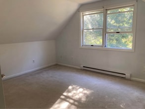 11 Ivanhoe Dr in Topsham, ME - Foto de edificio - Building Photo