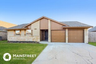 700 SW 12th St in Moore, OK - Building Photo