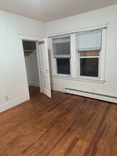 435 Child St, Unit Rear in Warren, RI - Building Photo - Building Photo