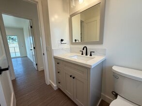 1809 Lake St in Huntington Beach, CA - Building Photo - Building Photo