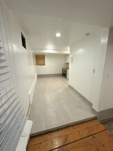 1012 Hammond St in West Hollywood, CA - Building Photo - Building Photo