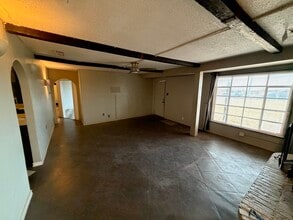 3408 Upland Ave in Lubbock, TX - Foto de edificio - Building Photo